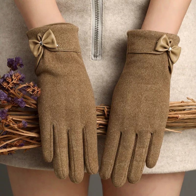 Winter Women's Bow Touch Scree - Winter Clothing Essentials 评论和价格